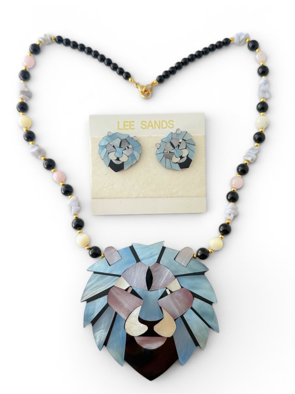 Lee Sands Lion Pink Blue Mother of Pearl Beaded Necklace & Earrings Set